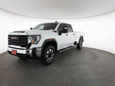 Used 2024 GMC Sierra 2500 Pro w/ Convenience Package AWD/4WD image 5