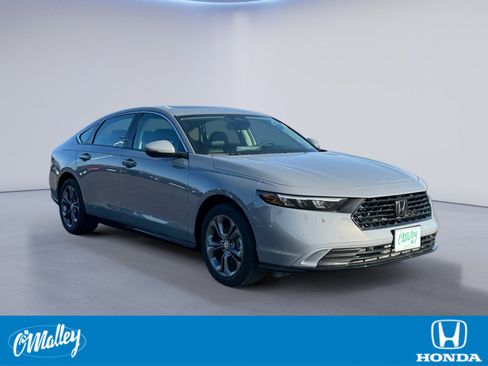 New 2025 Honda Accord EX-L image 7