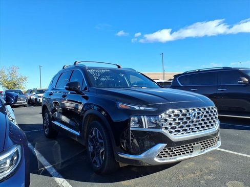 Used 2022 Hyundai Santa Fe Limited image 3