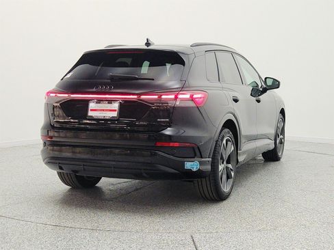 Used 2024 Audi Q4 e-tron Premium Plus AWD/4WD image 6