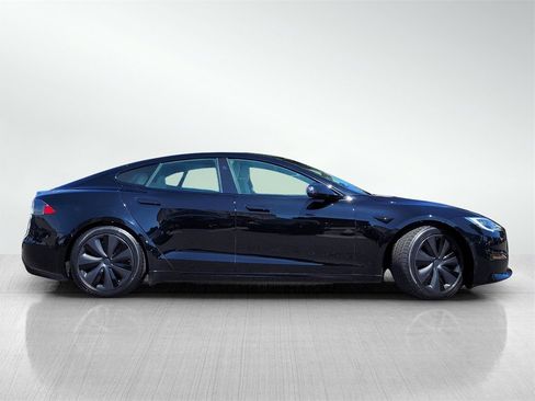 Used 2022 Tesla Model S image 3