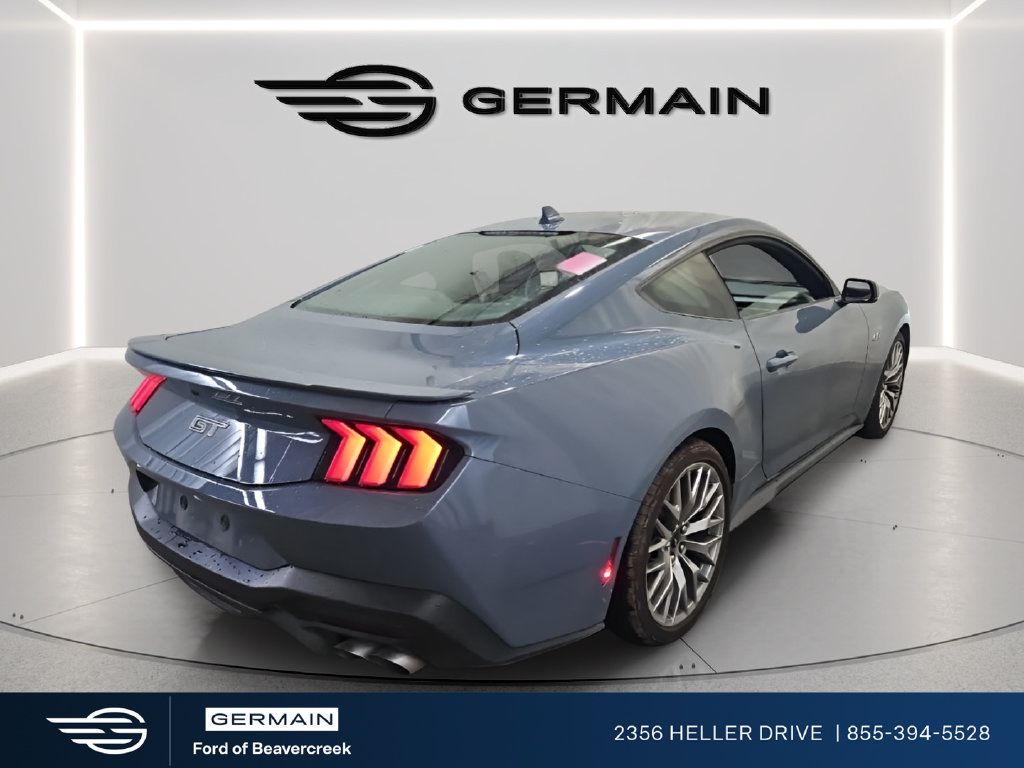 Used 2025 Ford Mustang GT Premium RWD image 5