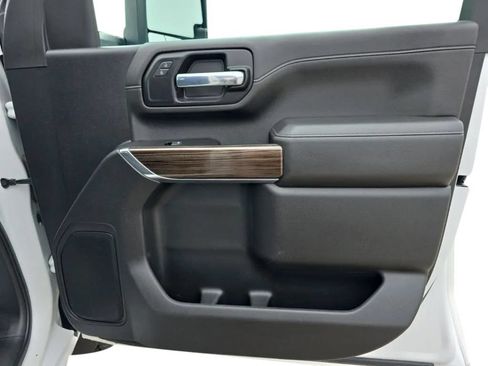 Used 2023 Chevrolet Silverado 2500 LT AWD/4WD image 21
