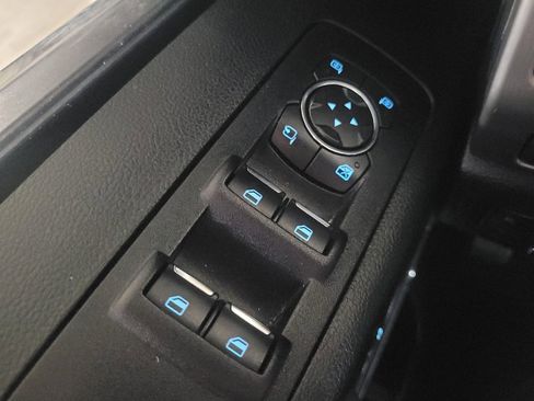 Used 2017 Ford F150 Platinum w/ Equipment Group 701A Luxury image 27