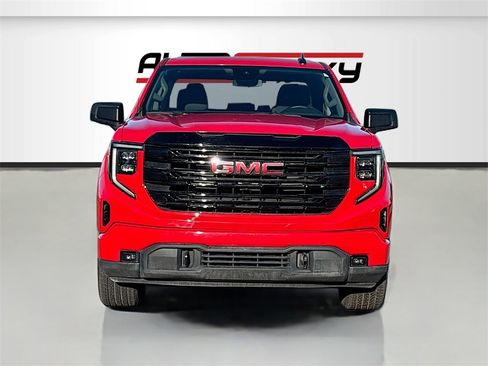Used 2025 GMC Sierra 1500 Elevation image 2