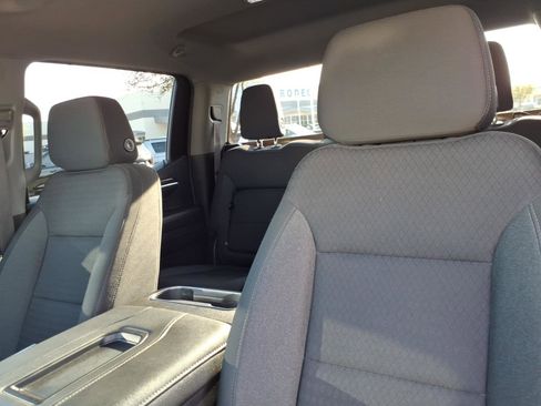 Used 2022 GMC Sierra 1500 Elevation image 16