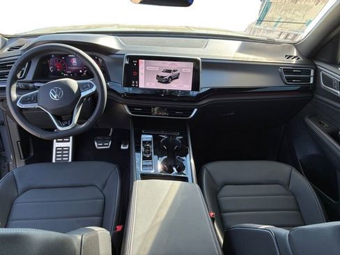 New 2026 Volkswagen Atlas Cross Sport SEL R-Line image 10