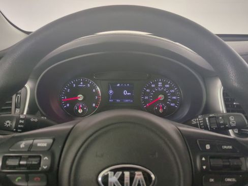 Used 2016 Kia Sorento FWD image 33