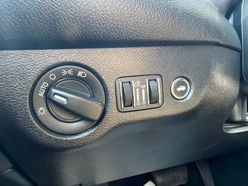 Used 2019 Dodge Challenger SXT AWD/4WD image 24
