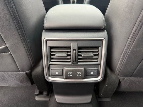 Used 2023 Subaru Forester Touring image 17