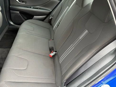 Used 2023 Hyundai Elantra SEL image 10