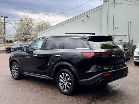 Used 2023 INFINITI QX60 Pure AWD/4WD image 4