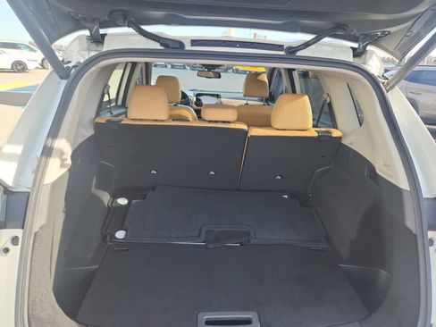 Used 2021 Nissan Rogue Platinum image 13