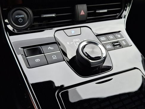 Used 2023 Subaru Solterra AWD image 14