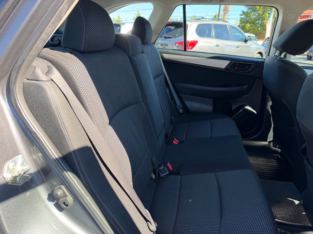Used 2018 Subaru Outback 2.5i AWD/4WD image 26