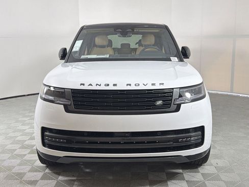 New 2026 Land Rover Range Rover SE image 8
