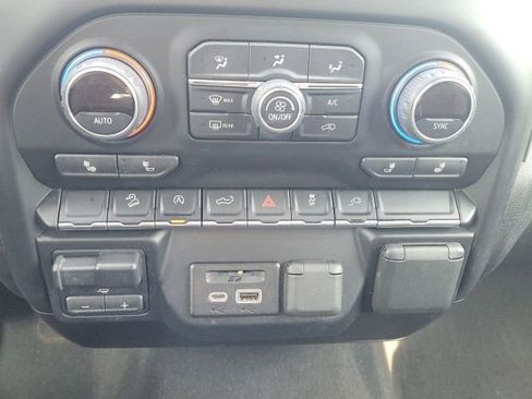 Certified 2019 Chevrolet Silverado 1500 LT w/ All-Star Edition image 34