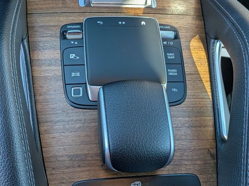 Certified 2025 Mercedes-Benz GLE 580 4MATIC image 24