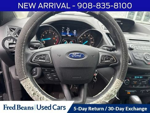 Used 2017 Ford Escape SE w/ SE Cold Weather Package AWD/4WD image 12