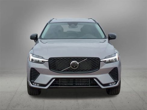New 2026 Volvo XC60 B5 Plus w/ Protection Package Premier image 9