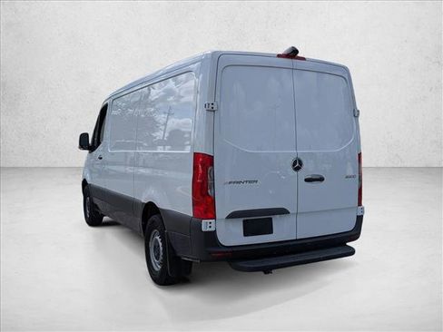 Used 2025 Mercedes-Benz Sprinter 2500 image 7