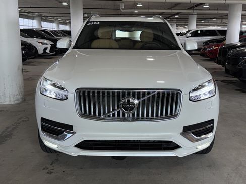 Used 2024 Volvo XC90 B6 Ultimate w/ Protection Package Premier AWD/4WD image 3