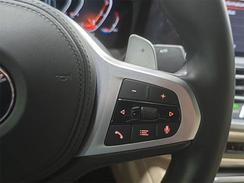 Certified 2022 BMW 330i Sedan w/ M Sport Package image 15