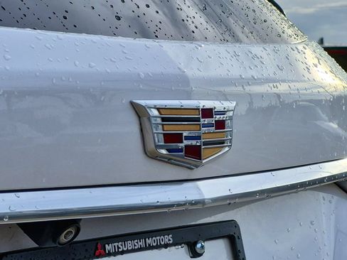 Used 2022 Cadillac XT5 Premium Luxury FWD image 12