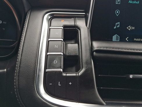 Used 2022 Chevrolet Tahoe LT w/ Luxury Package AWD/4WD image 15