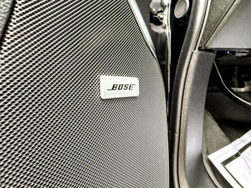 Used 2025 Chevrolet Suburban High Country image 63