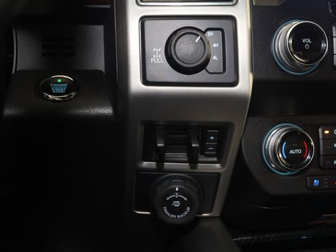 Used 2021 Ford F250 Platinum w/ Tremor Off-Road Package image 33