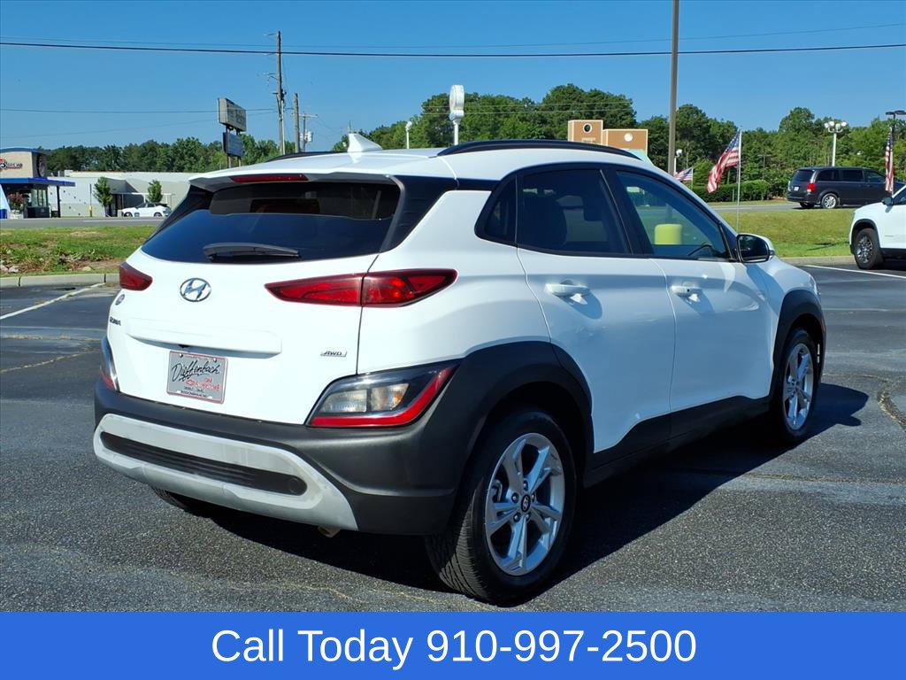 Used 2023 Hyundai Kona SEL AWD/4WD image 6
