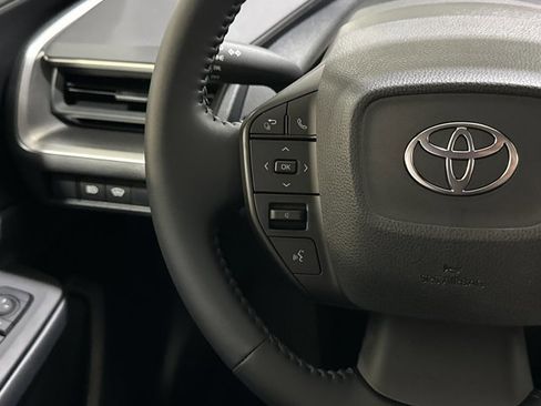 Used 2026 Toyota Prius LE image 29