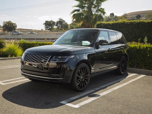 Used 2018 Land Rover Range Rover Supercharged AWD/4WD image 1