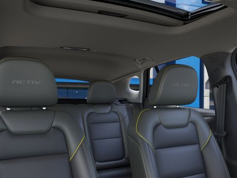 New 2026 Chevrolet Trax ACTIV w/ Sunroof Package FWD image 24