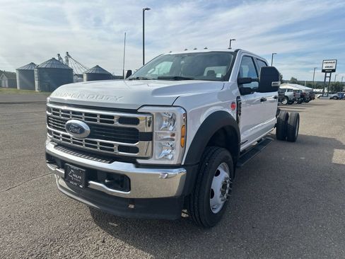 Used 2024 Ford F550 4x4 Crew Cab Super Duty image 23