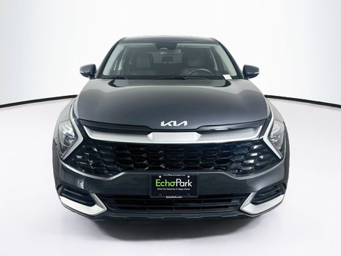 Used 2023 Kia Sportage EX FWD image 2