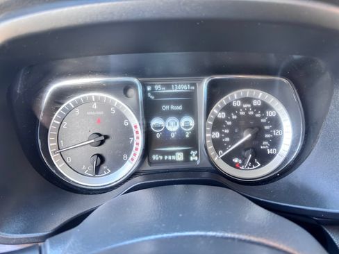 Used 2017 Nissan Titan Platinum Reserve AWD/4WD image 16