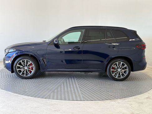 New 2026 BMW X5 xDrive50e w/ M Sport Package AWD/4WD image 2