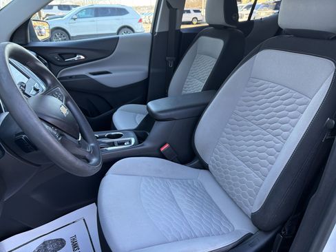 Certified 2020 Chevrolet Equinox LS w/ LS Convenience Package image 24
