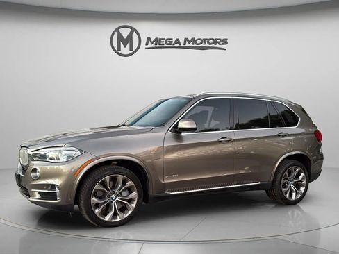 Used 2017 BMW X5 xDrive50i w/ Executive Package image 2