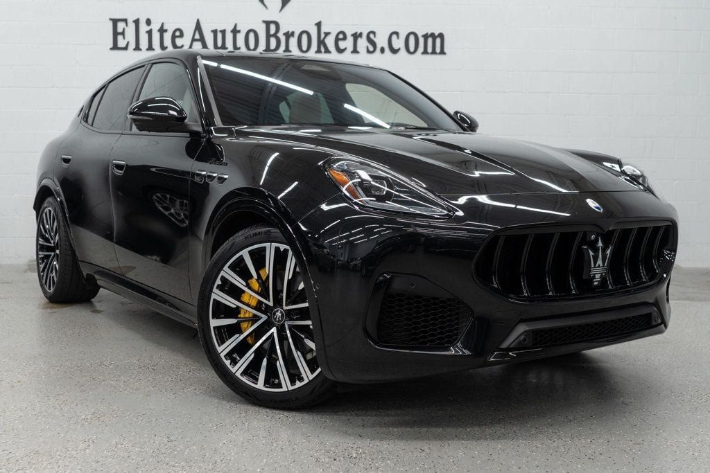 Used 2023 Maserati Grecale Modena AWD/4WD image 7