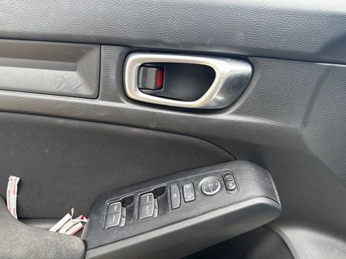 Used 2023 Honda Civic Sport image 10