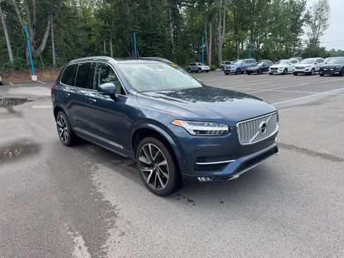 Used 2018 Volvo XC90 T6 Inscription w/ Convenience Package AWD/4WD image 3