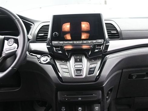 Used 2022 Honda Odyssey Touring image 25