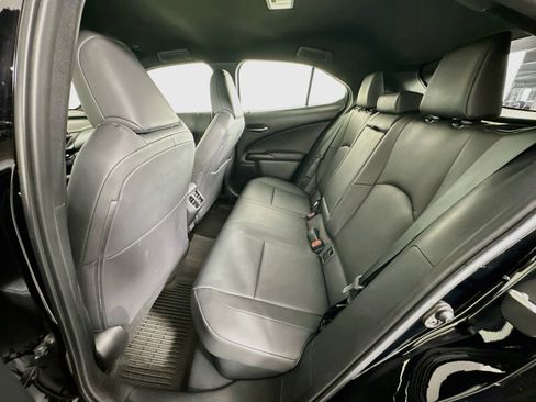 Used 2023 Lexus UX 250h AWD w/ Accessory Package (Z1) image 27