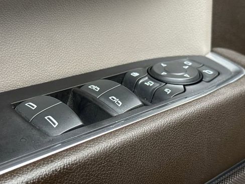 Used 2024 Chevrolet Silverado 2500 LTZ w/ LTZ Premium Package image 21