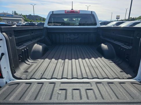 Used 2022 Chevrolet Colorado LT AWD/4WD image 15
