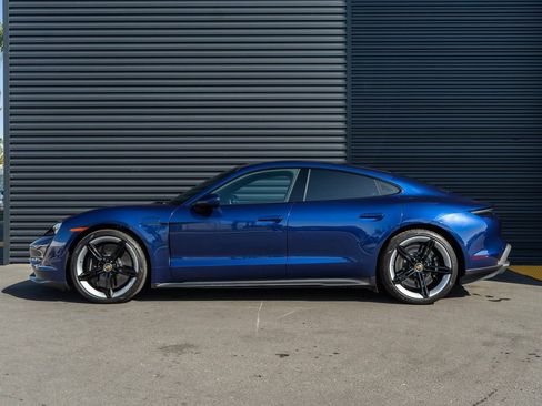 Used 2022 Porsche Taycan Turbo S AWD/4WD image 2