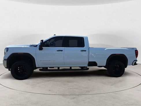 Used 2024 GMC Sierra 2500 Pro w/ 1SA Pro Safety Plus Package AWD/4WD image 2